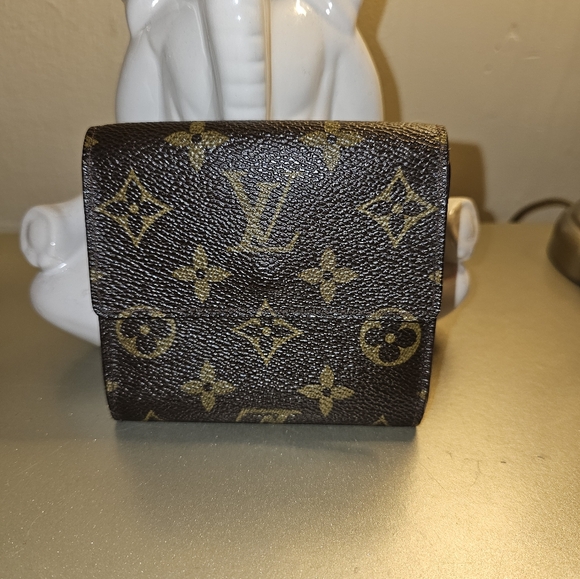 242 Louis Vuitton wallet - Picture 7 of 8